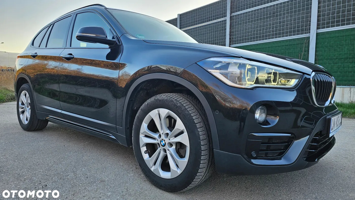 BMW X1 xDrive20i xLine sport - 3