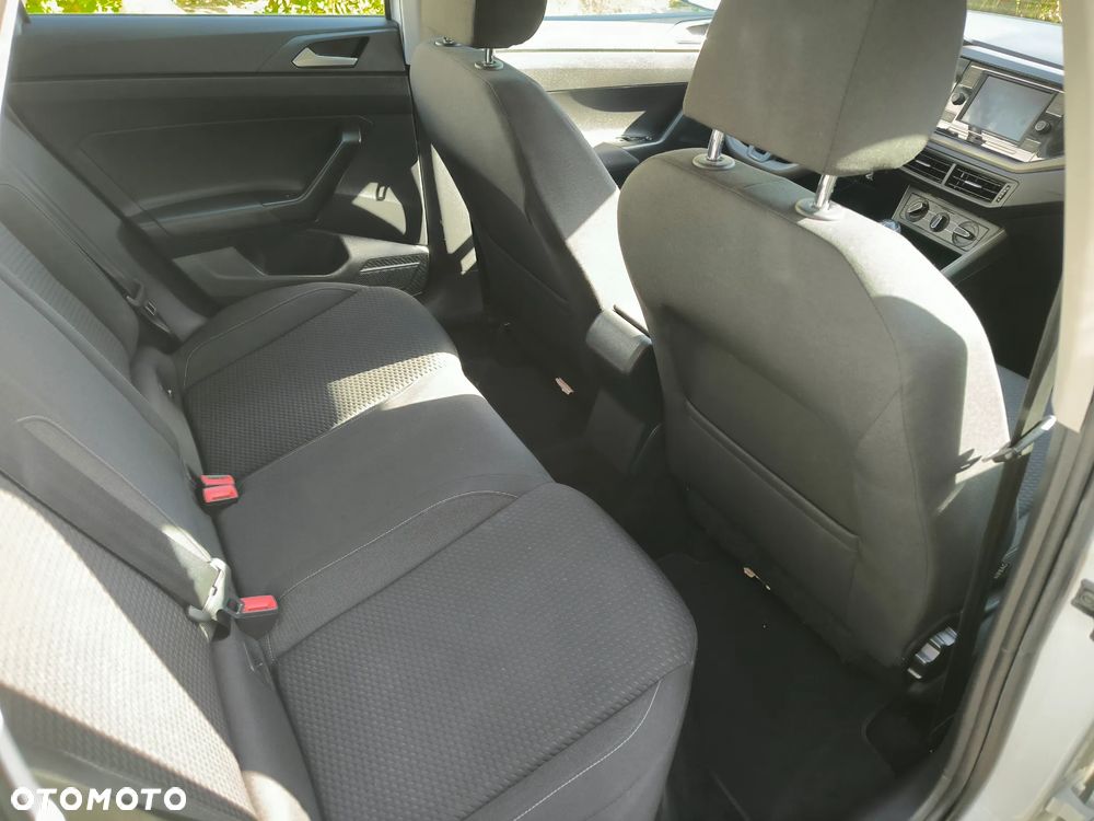 Volkswagen Polo - 19