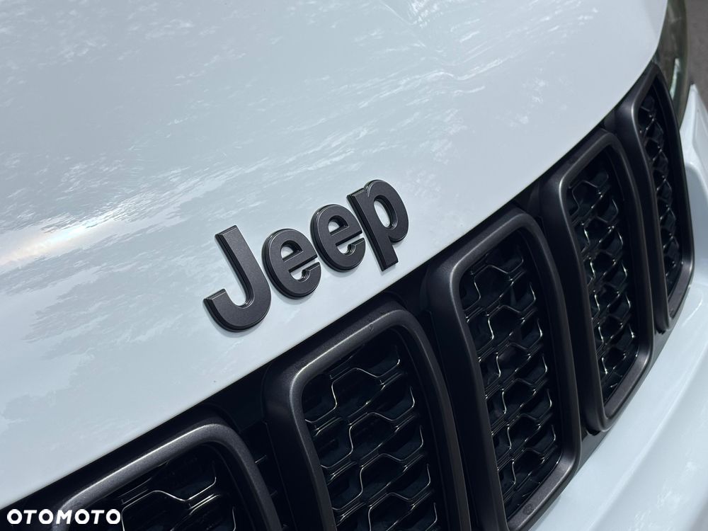 Jeep Grand Cherokee - 3