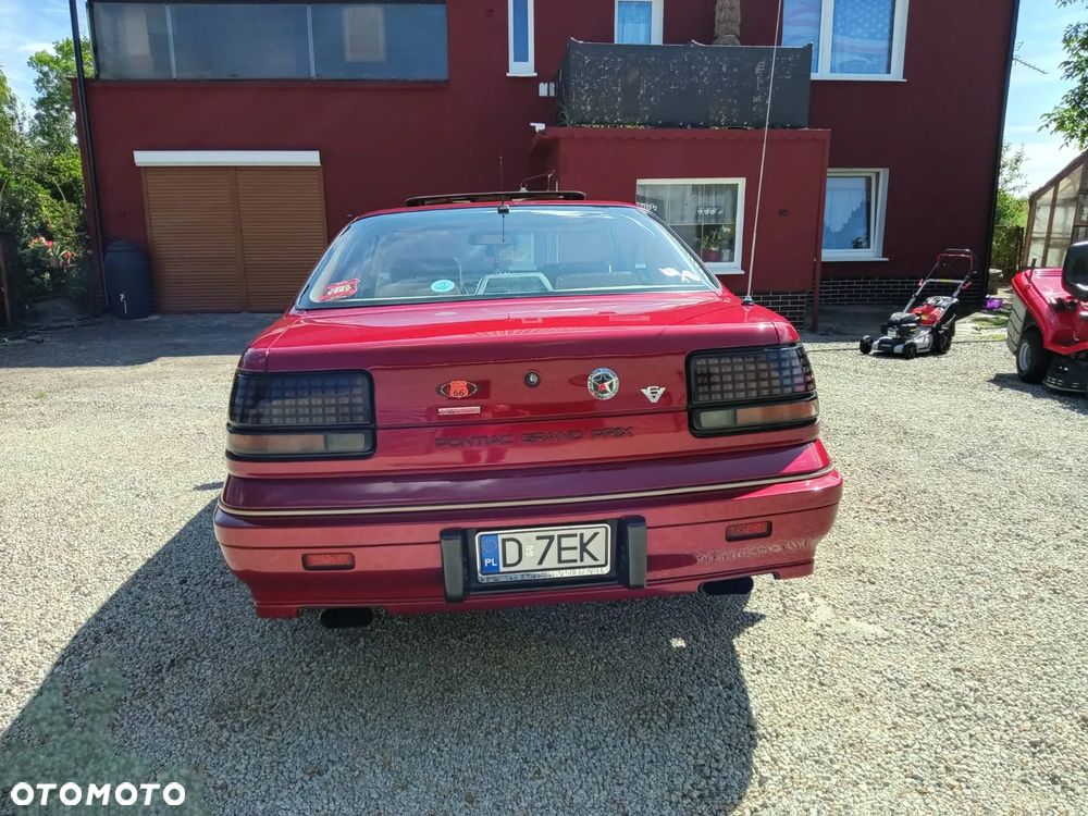Pontiac Grand-Prix - 18
