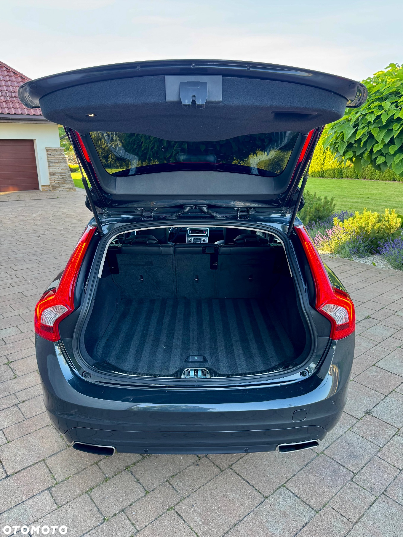Volvo V60 T5 Drive-E Momentum - 16
