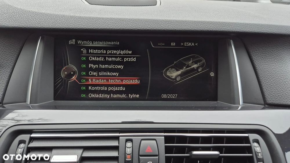 BMW Seria 5 525d - 12