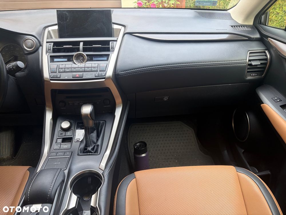 Lexus NX 200t AWD - 7