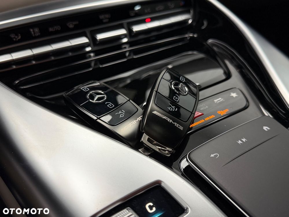Mercedes-Benz AMG GT 43 4-Matic+ - 39
