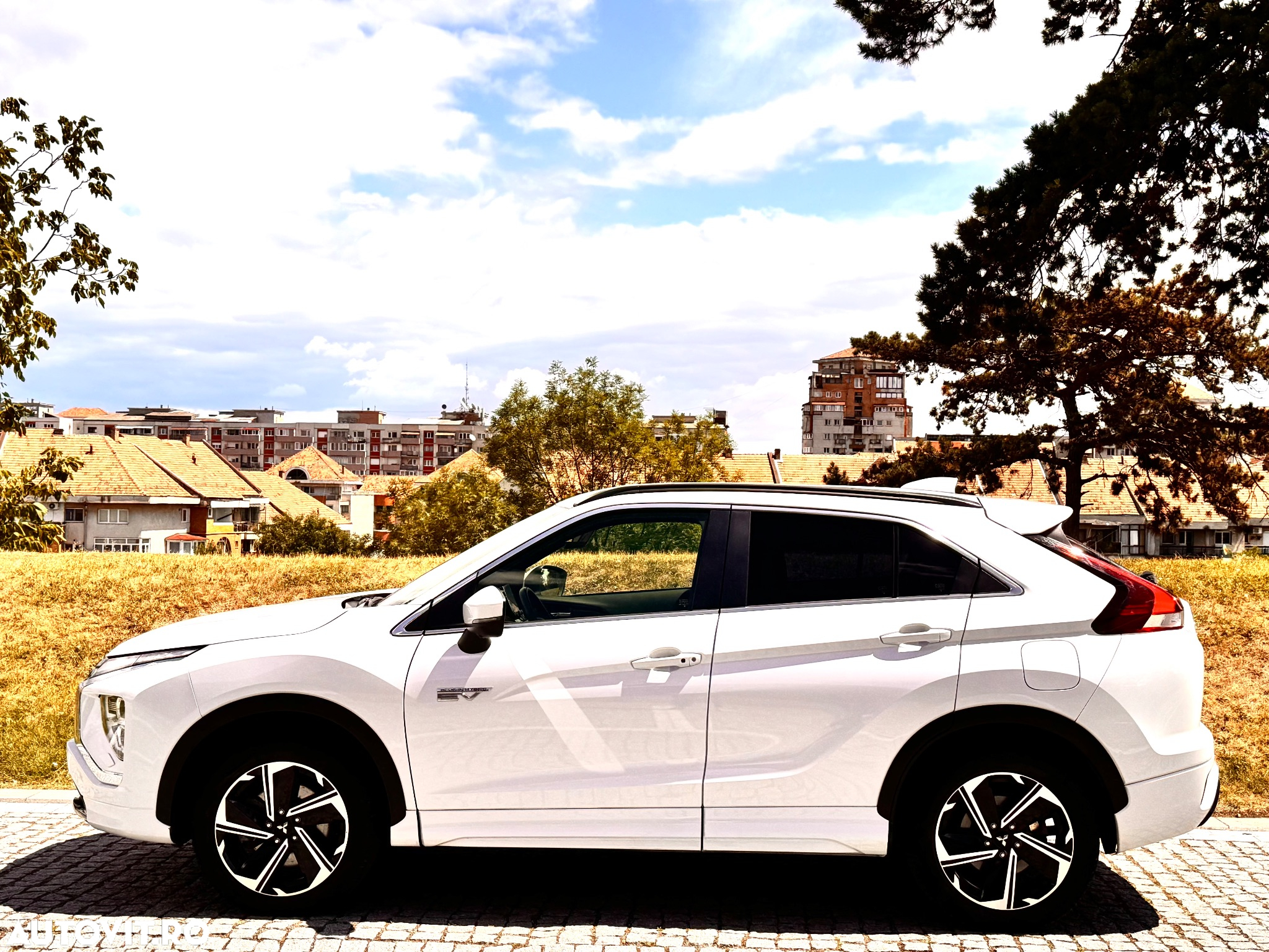 Mitsubishi Eclipse-Cross - 2