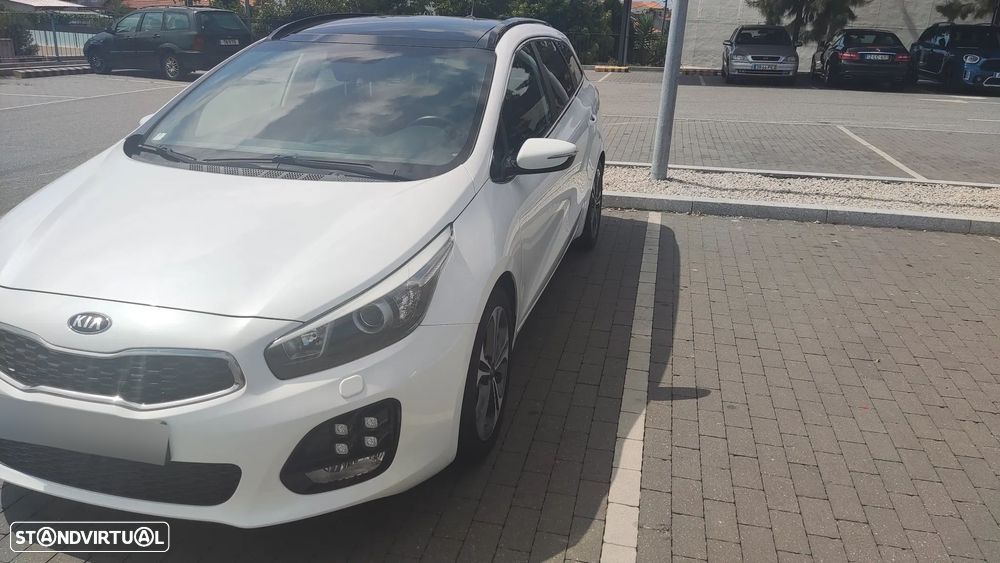 Kia Ceed SW 1.6 CRDi 136 DCT ISG GT Line - 2