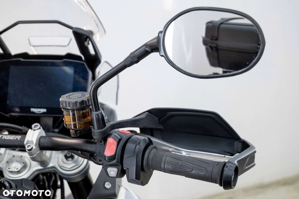 Triumph Tiger - 26