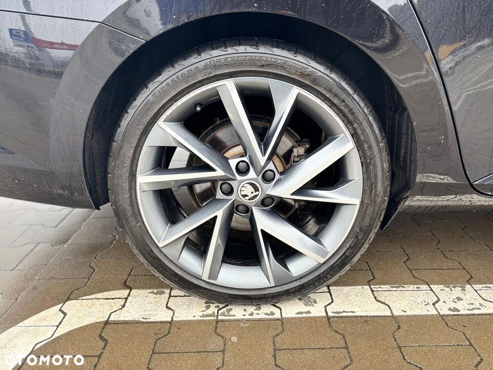 Skoda Superb 2.0 TDI 4x4 DSG SportLine - 10