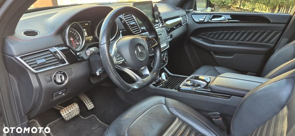 Mercedes-Benz GLE - 17