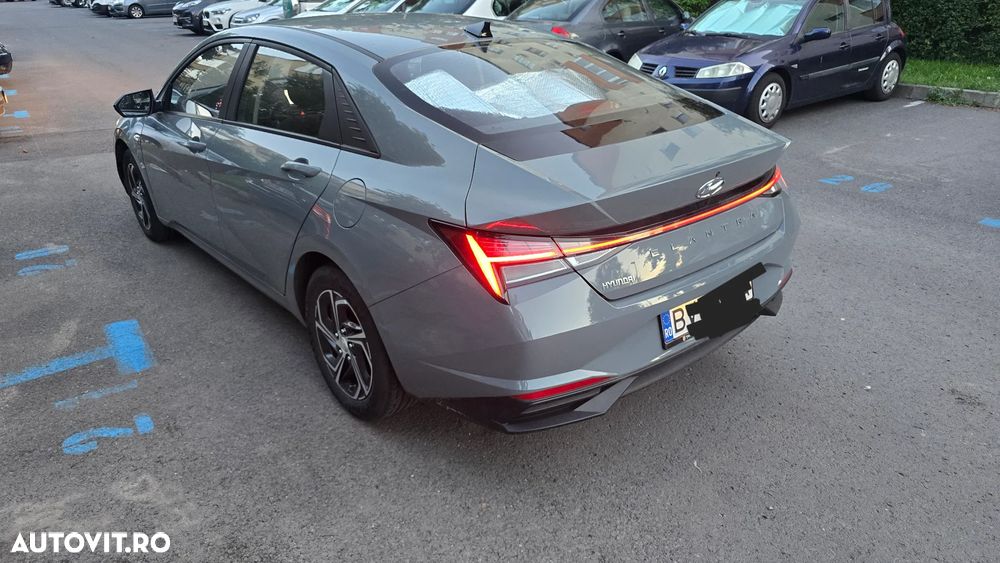 Hyundai Elantra 1.6 l 123 CP 6MT Classic - 6