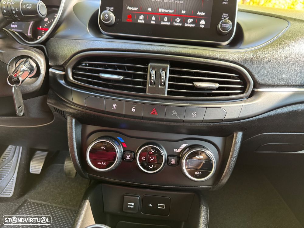 Fiat Tipo 1.3 M-Jet Lounge - 26