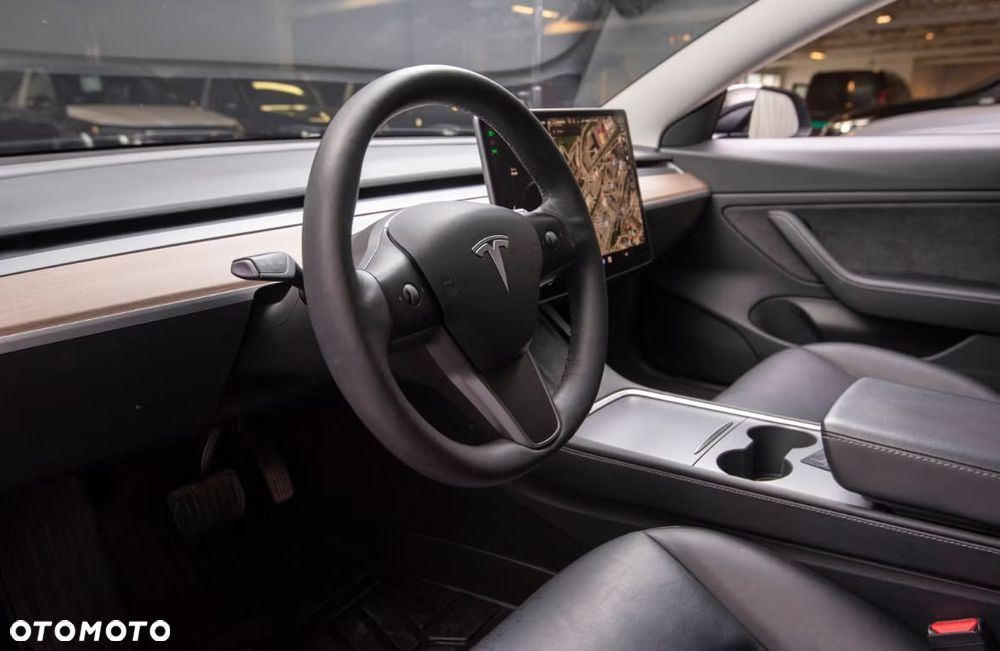 Tesla Model 3 Langstreckenbatterie Allradantrieb Dual Motor - 19