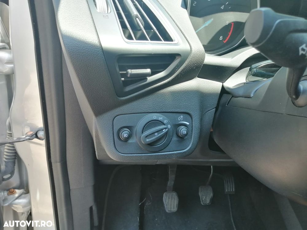 Ford Kuga 2.0 TDCi 4x4 Titanium - 18