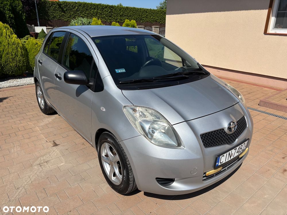 Toyota Yaris 1.0 Terra - 17