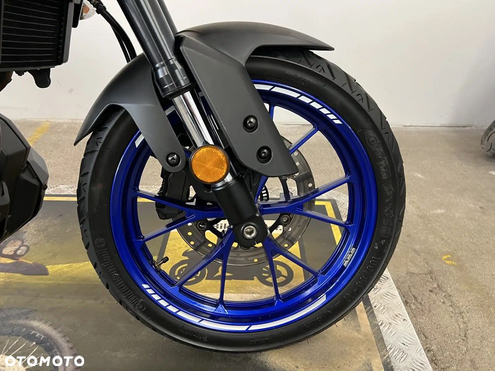 Yamaha MT - 11