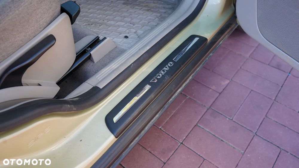 Volvo S40 2.4 - 7