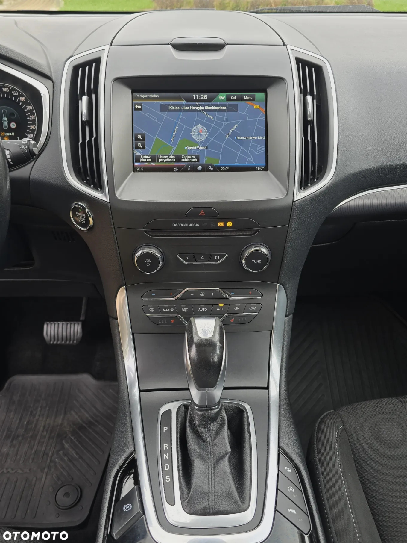 Ford S-Max 2.0 TDCi Titanium PowerShift - 32