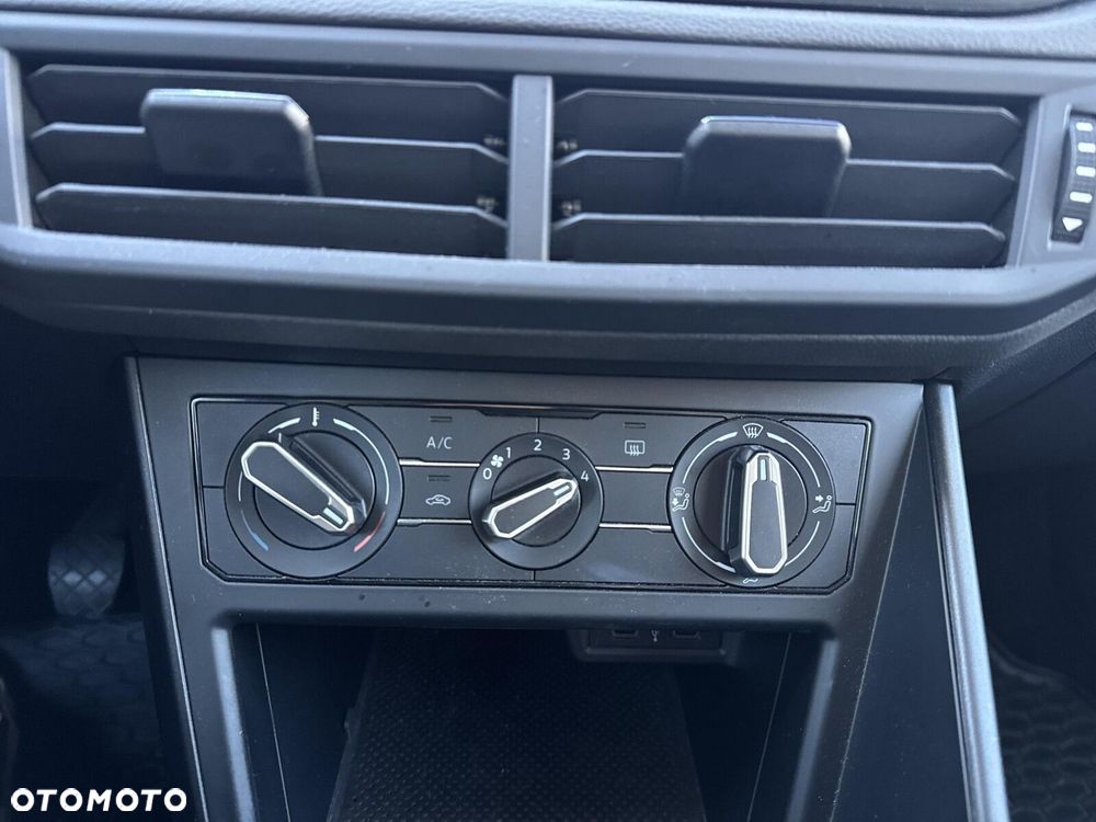 Volkswagen Polo 1.0 TSI Life - 23