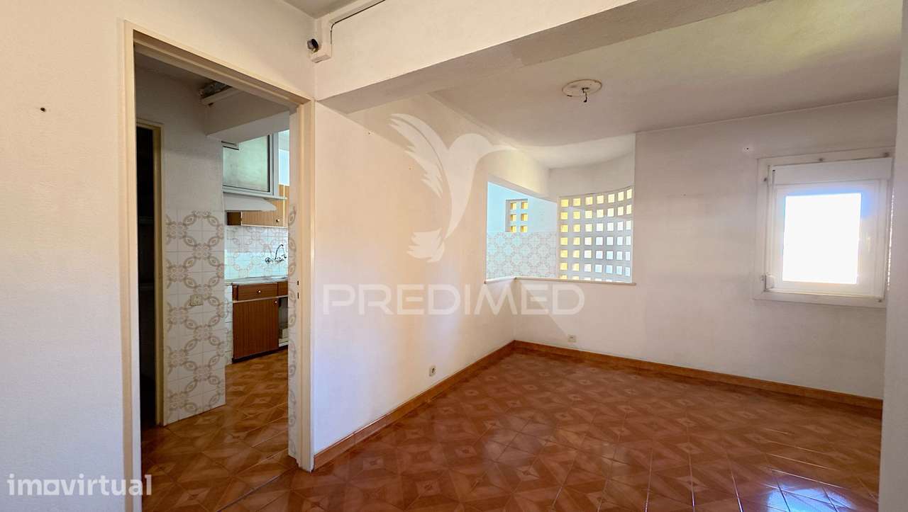 T3 COM ELEVADO POTENCIAL EM ALVALADE | 375.000€ - Grande imagem: 5/18