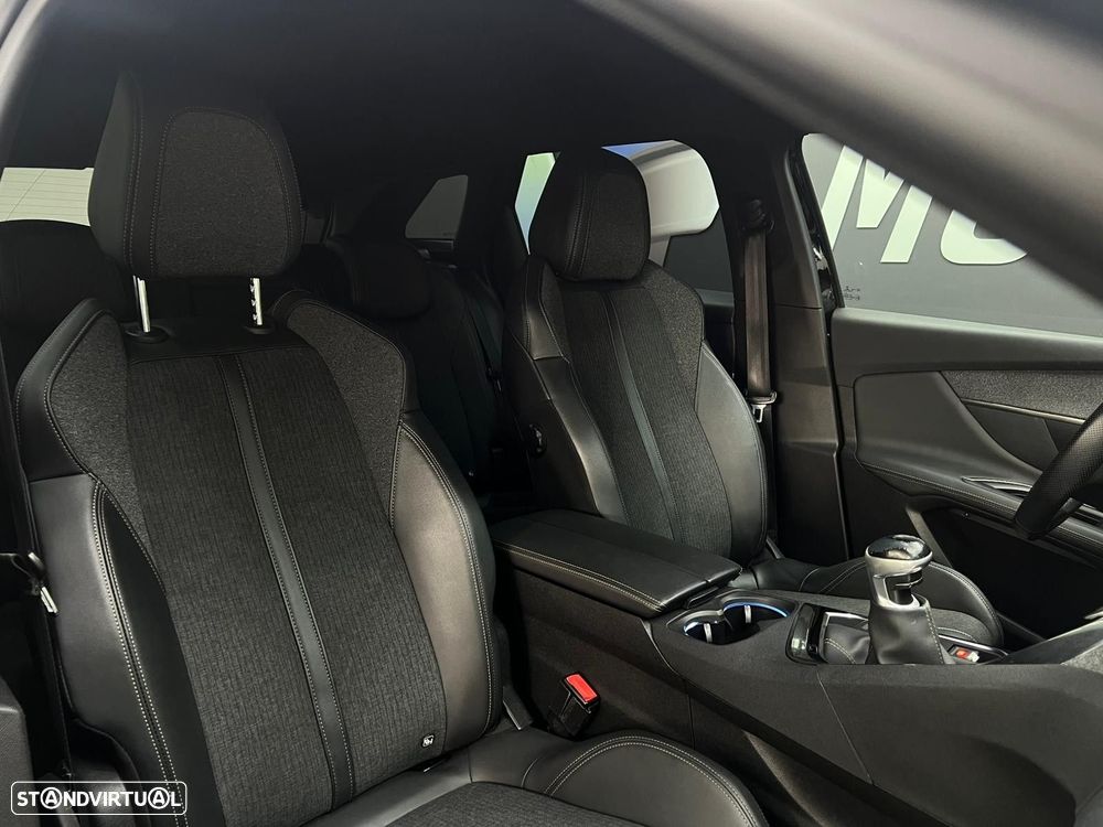 Peugeot 3008 1.5 BlueHDi GT Line - 32