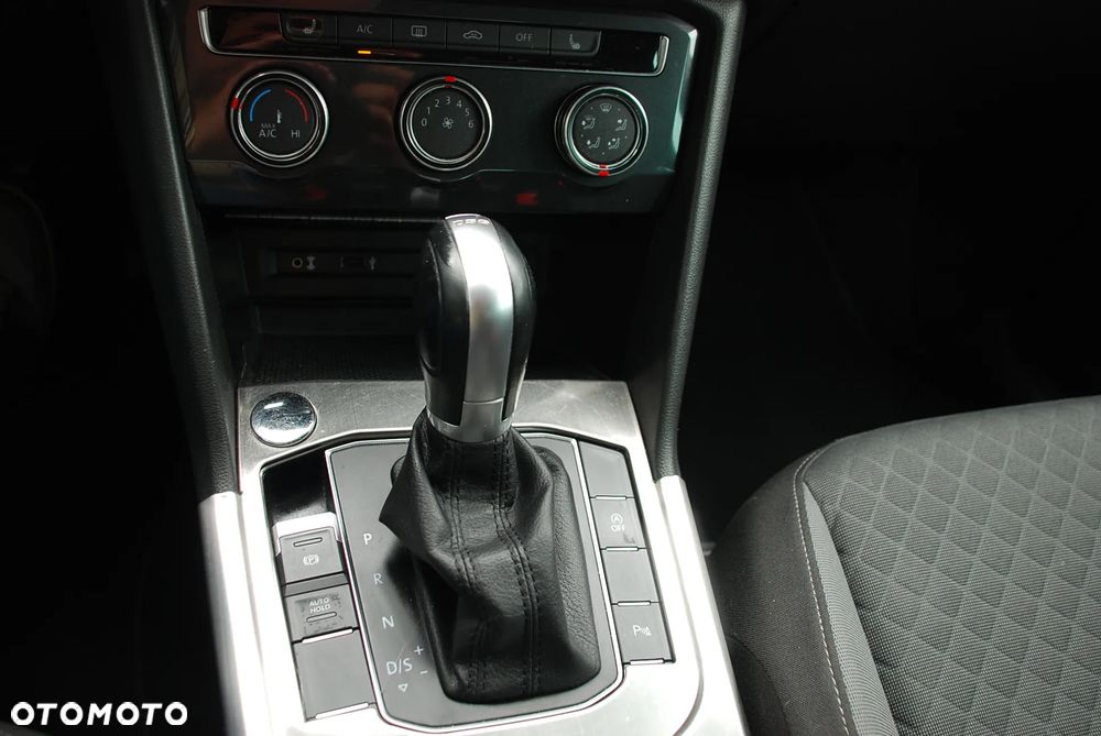 Volkswagen Tiguan 2.0 TDI BMT SCR Comfortline DSG - 23
