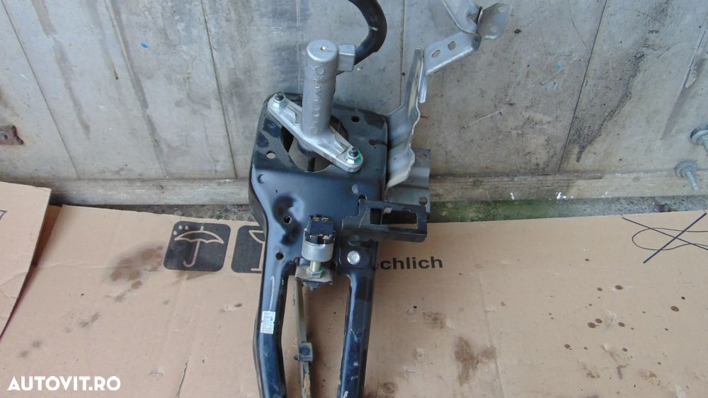 pedala ambreiaj Isuzu N35 NPR NLR NKR NQR dezmembrez - 2