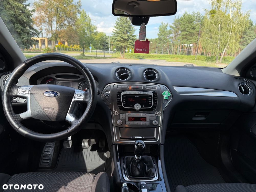 Ford Mondeo 2.0 TDCi Titanium - 11