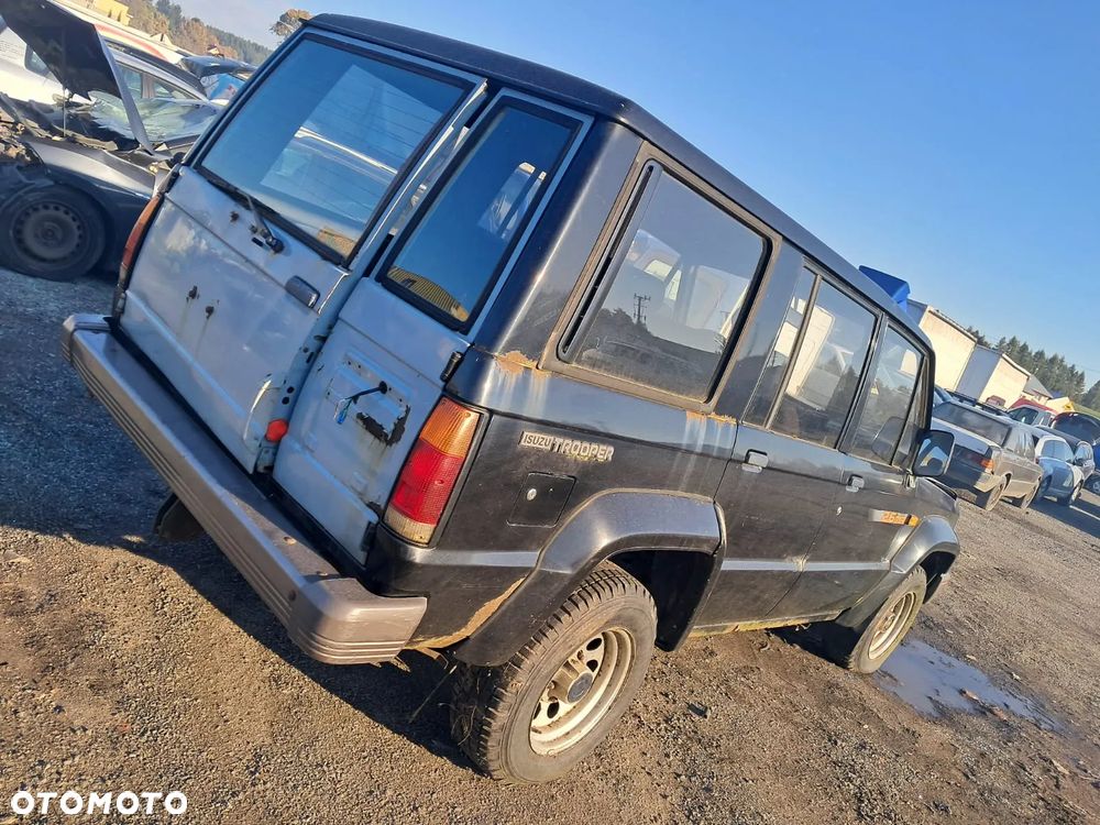 ❌Dawca części❌  ISUZU TROOPER I 4X4 1992 R 2.6 MPI KOD: RLJ KOD LAK: 826/10 - 4