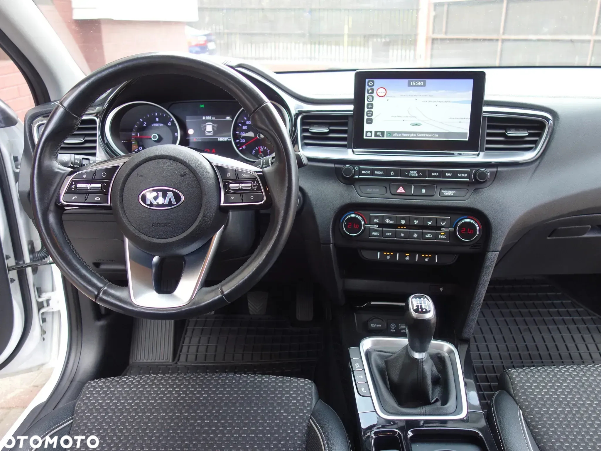 Kia Ceed 1.6 CRDi Spirit - 22