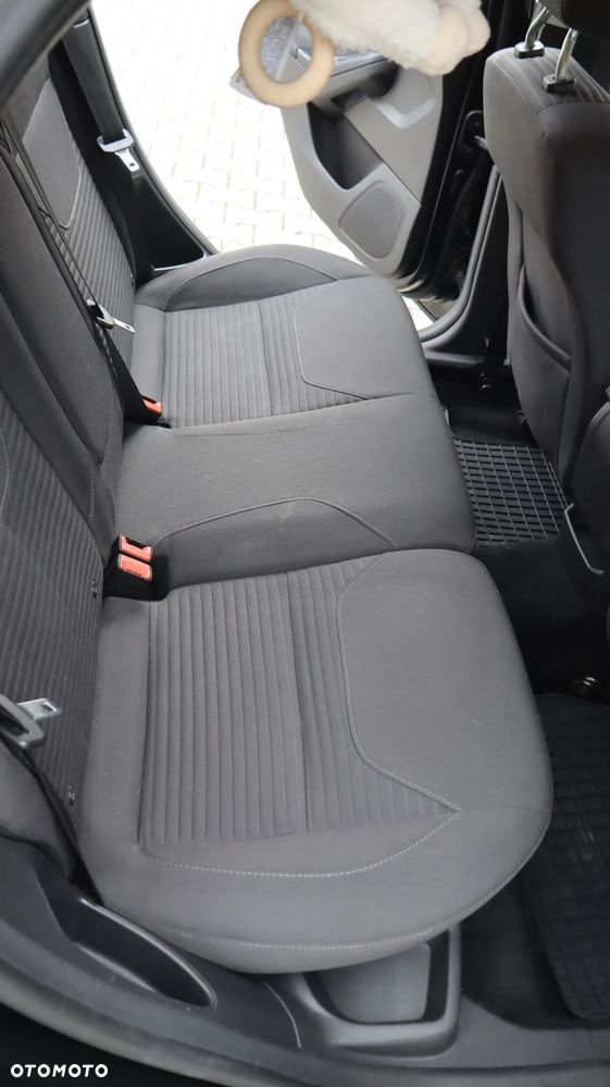 Ford Focus 1.0 EcoBoost Titanium - 38