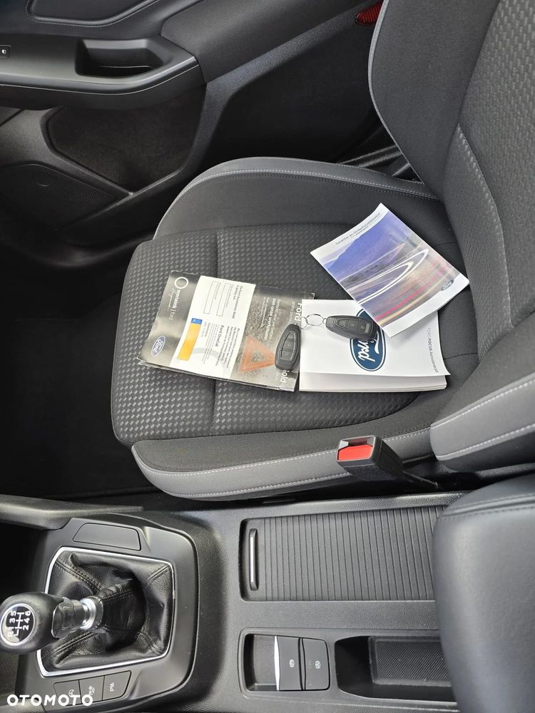 Ford Focus 1.5 EcoBlue STart-Stopp-System TITANIUM - 12