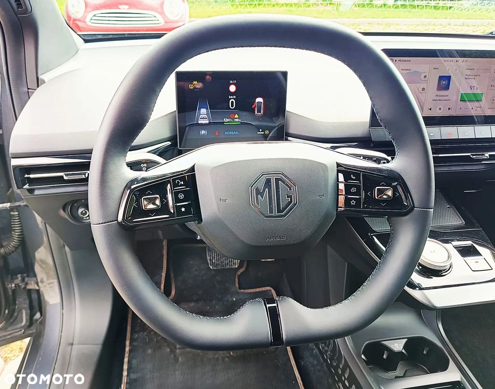 MG 4 Luxury 64 kWh - 20