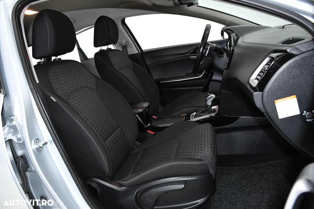 Kia Ceed 1.6 GDI DCT OPF Platinum Edition - 14