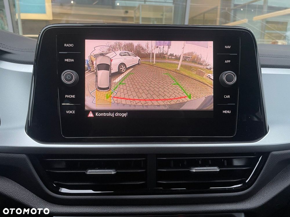 Volkswagen T-Roc 1.0 TSI Life Plus - 21