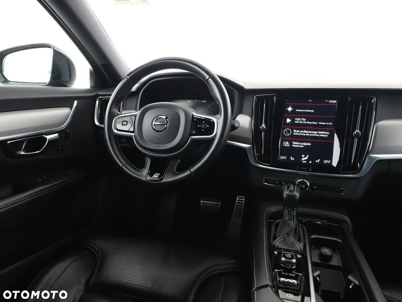 Volvo V90 D4 R-Design - 16