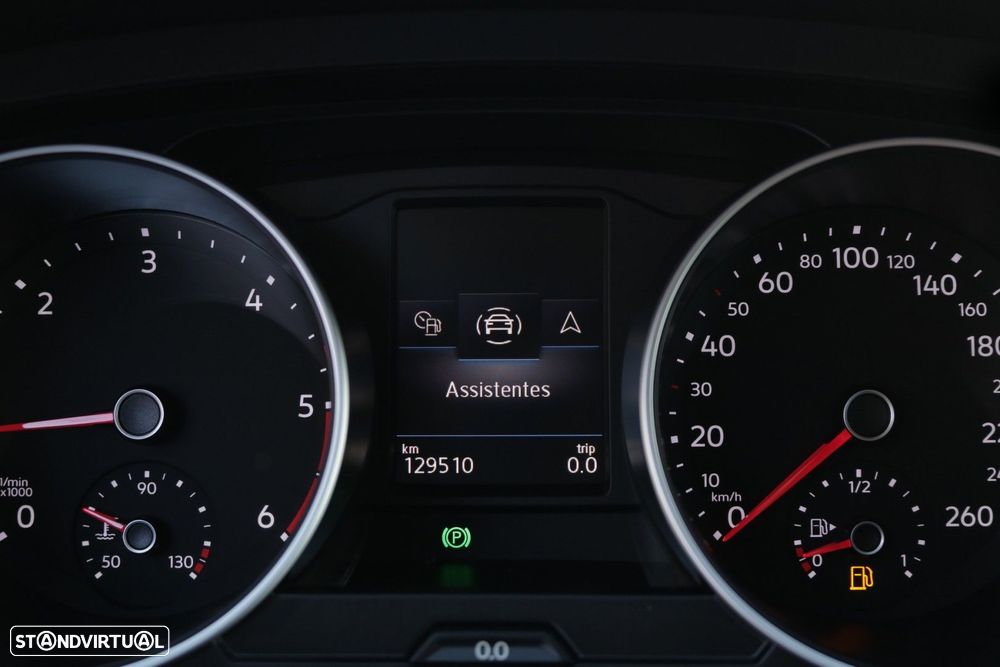 VW Tiguan 2.0 TDI Life - 48