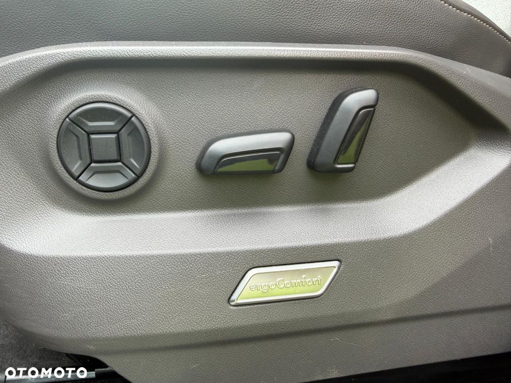 Volkswagen Touareg 3.0 V6 TDI 4Motion DPF Automatik - 17