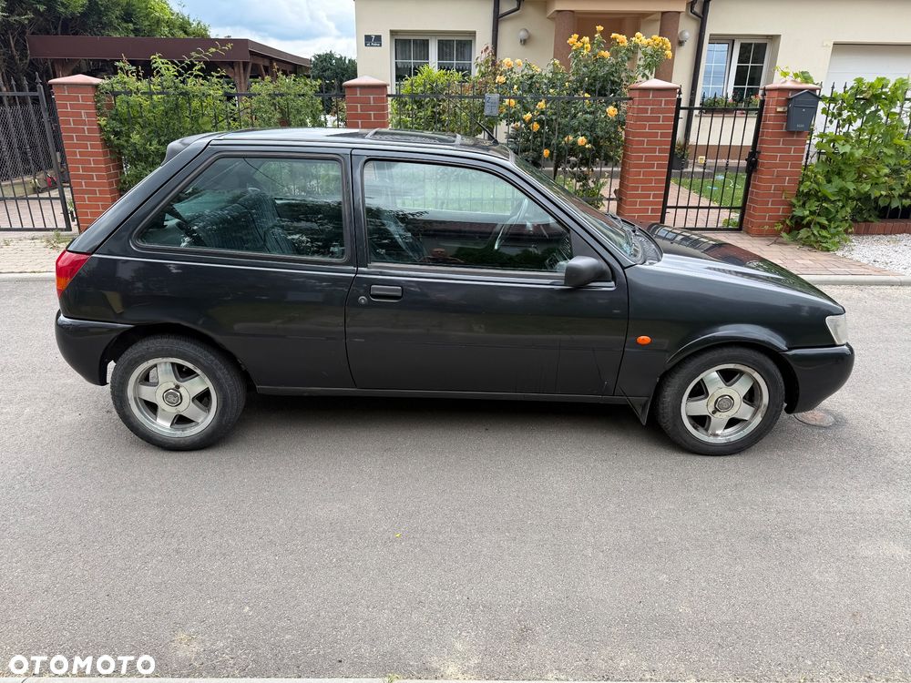 Ford Fiesta - 7