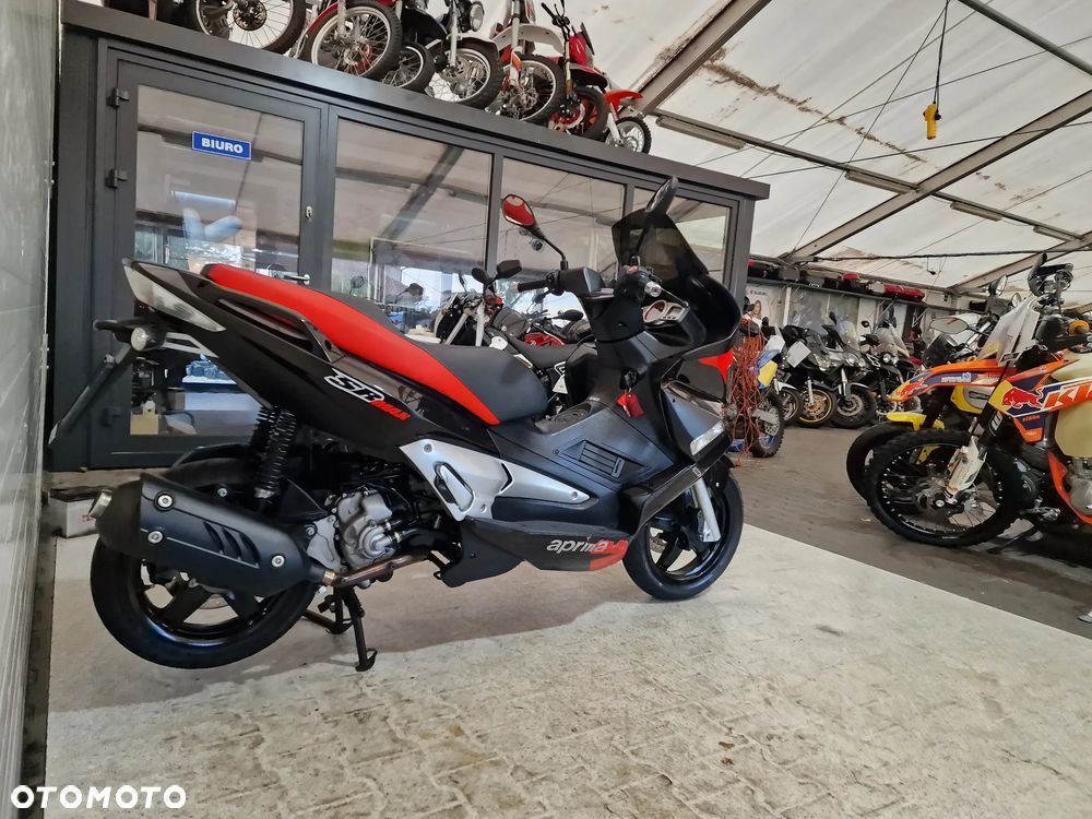 Aprilia SR - 16