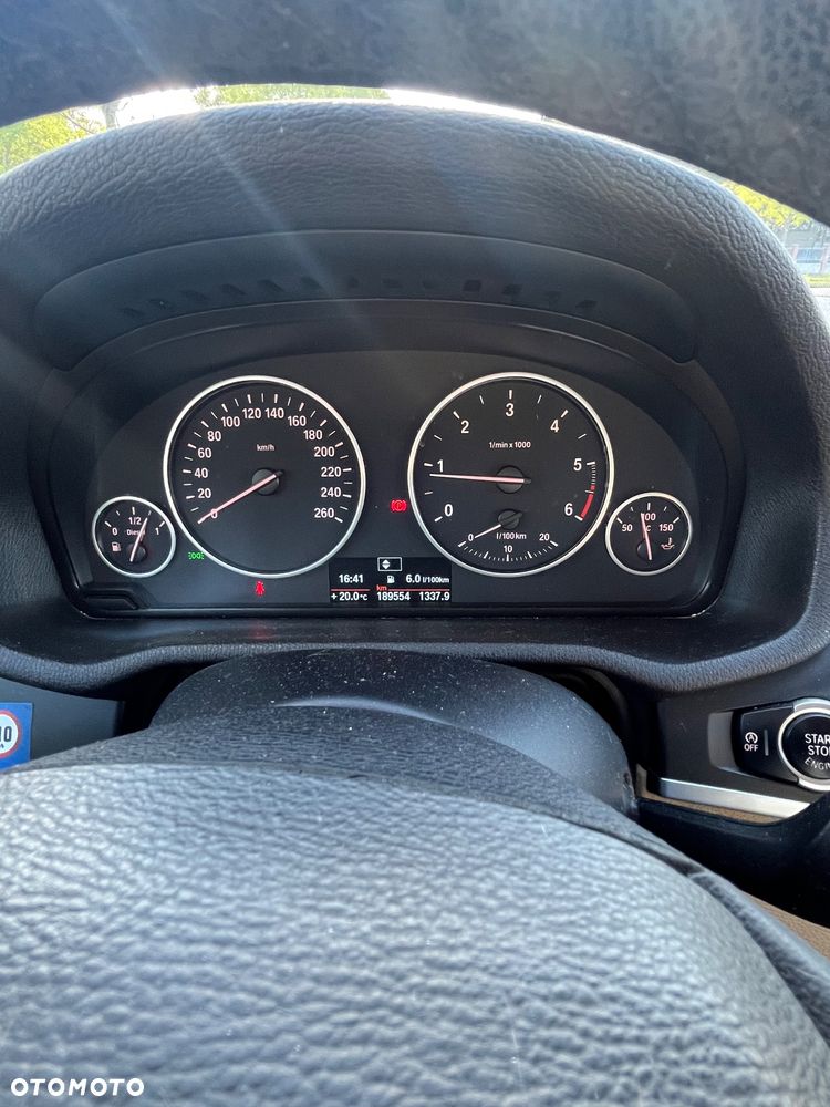 BMW X3 sDrive18d - 16