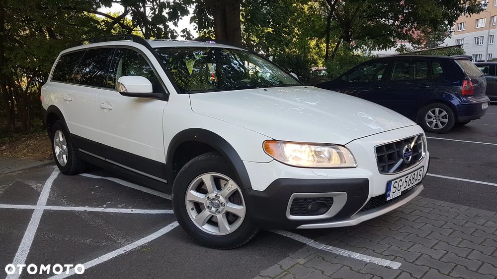 Volvo XC 70 3.2 AWD Summum - 2