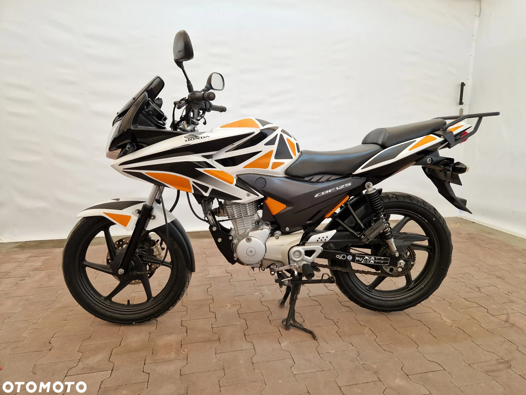 Honda CBF - 3