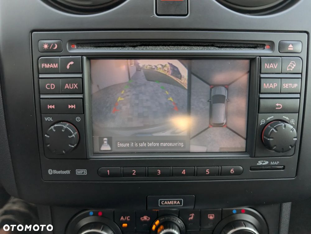 Nissan Qashqai 2.0 dCi 4x4 Tekna Premium - 32
