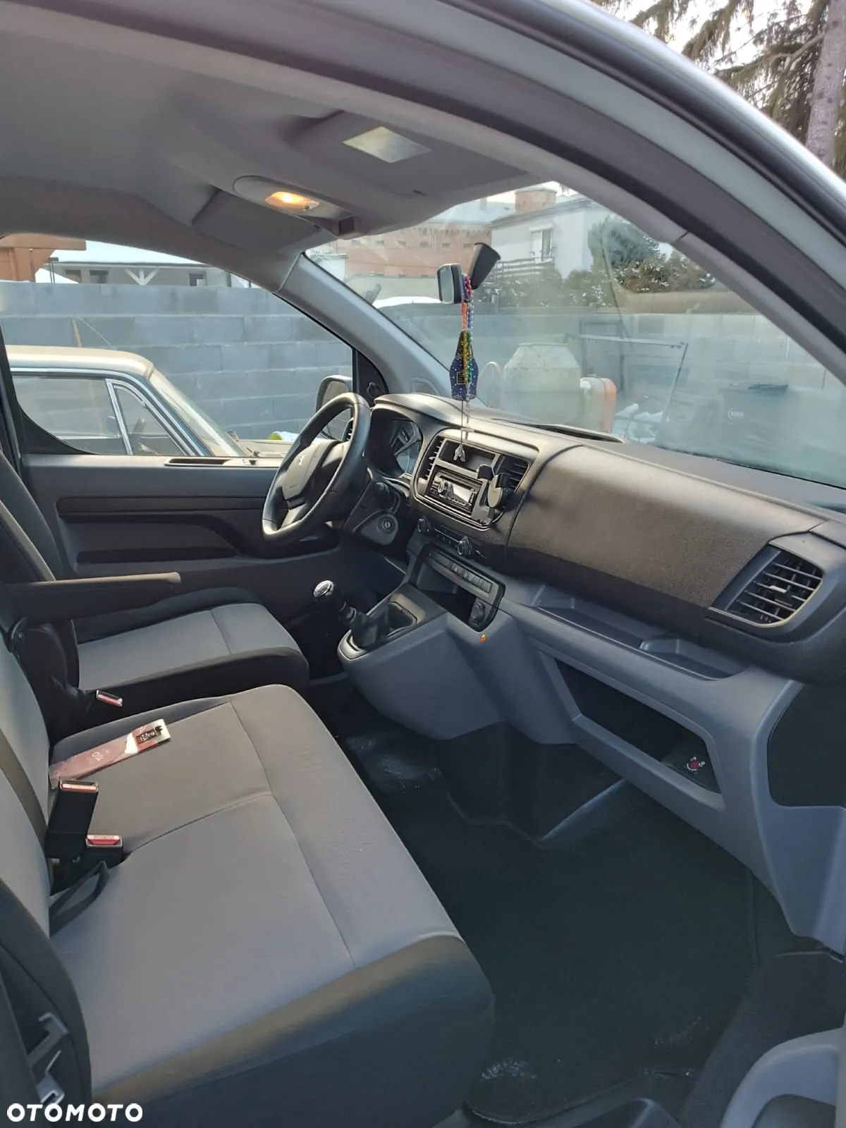 Peugeot Expert - 8