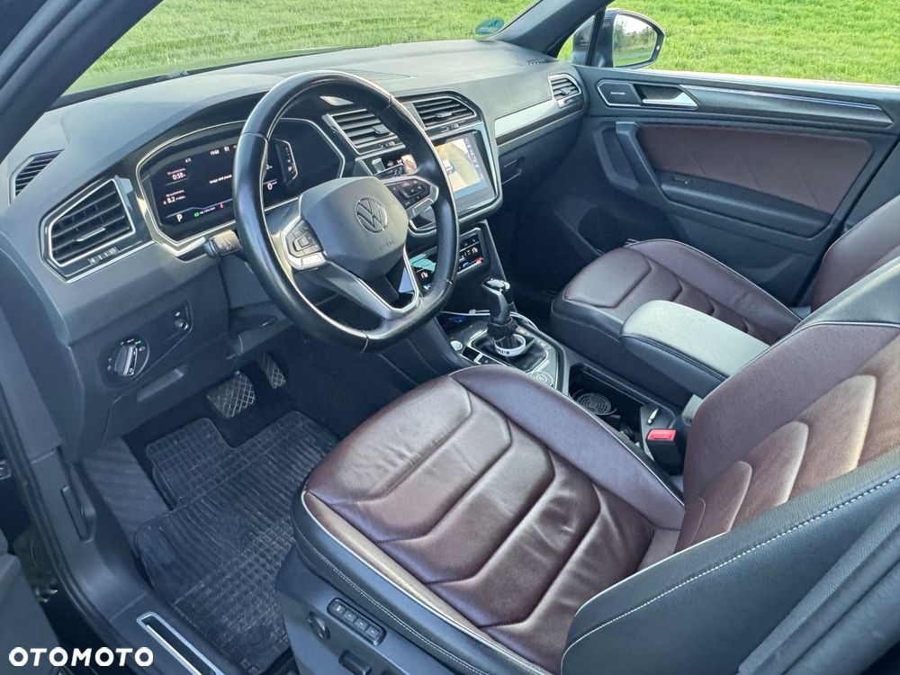 Volkswagen Tiguan 2.0 TDI SCR 4Mot Elegance DSG - 12