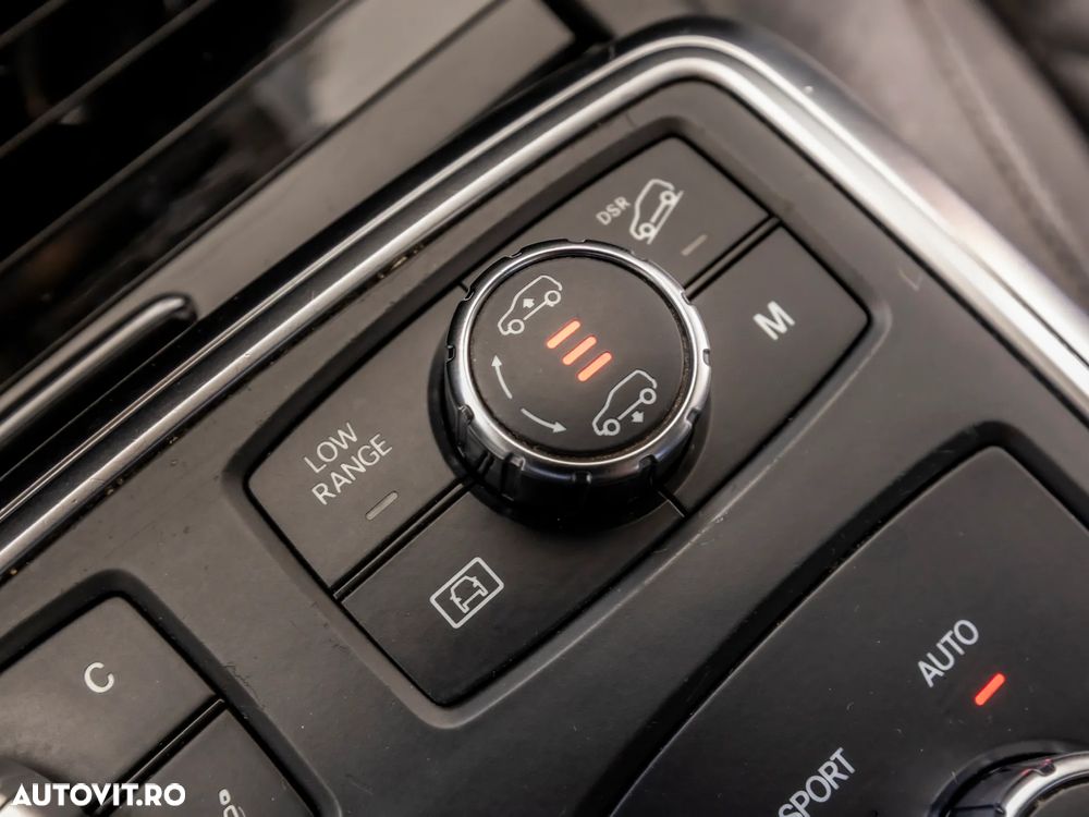 Mercedes-Benz ML - 26