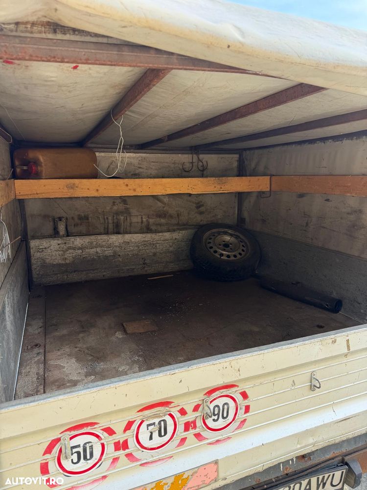 Volkswagen Transporter - 9