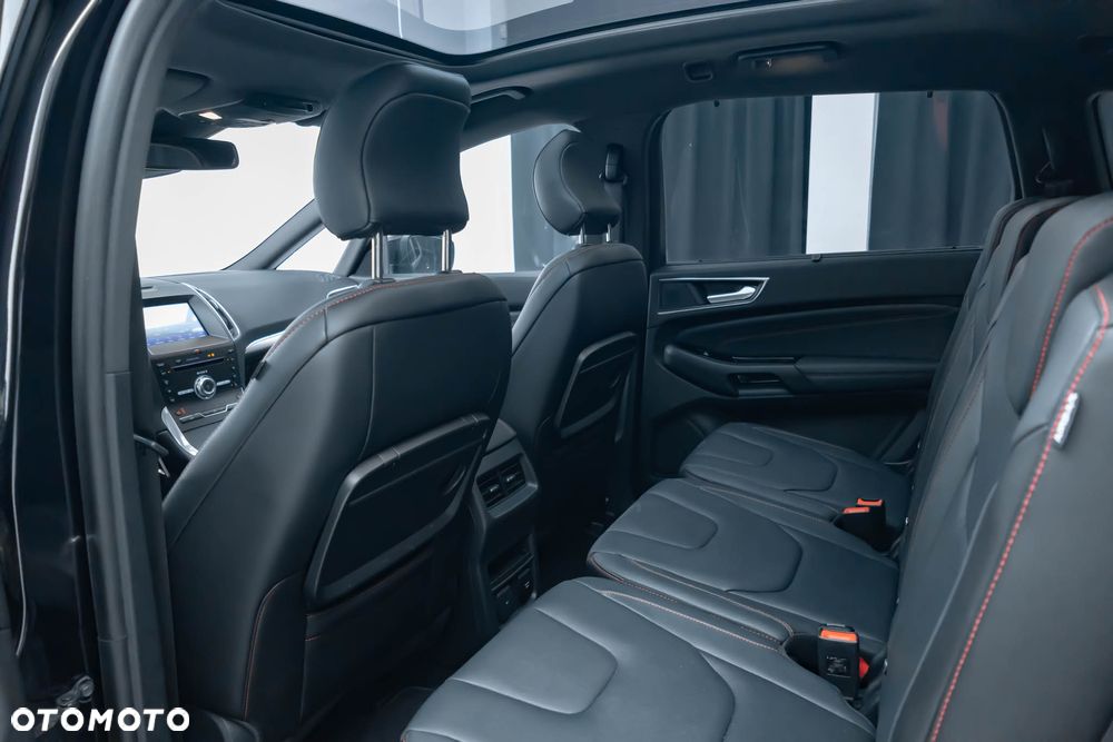 Ford S-Max 2.5 Duratec FHEV ST-LINE - 36