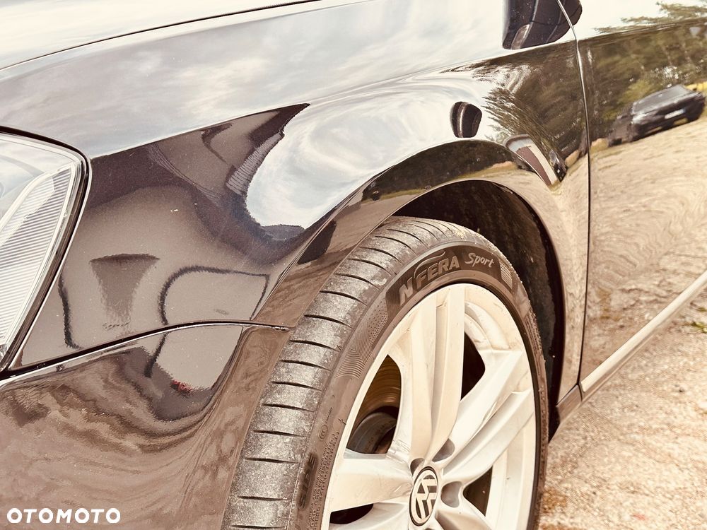 Volkswagen Passat 2.0 TDI 4Mot Highline DSG - 12