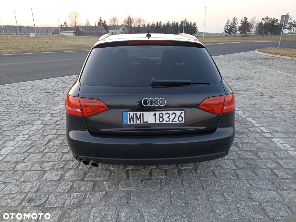 Audi A4 Avant 2.0 TDI - 4